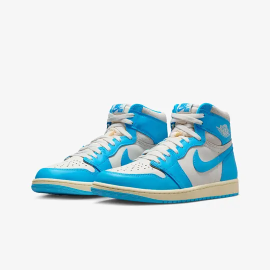 Air Jordan 1 Retro High OG 'UNC Reimagined' - Görsel 4