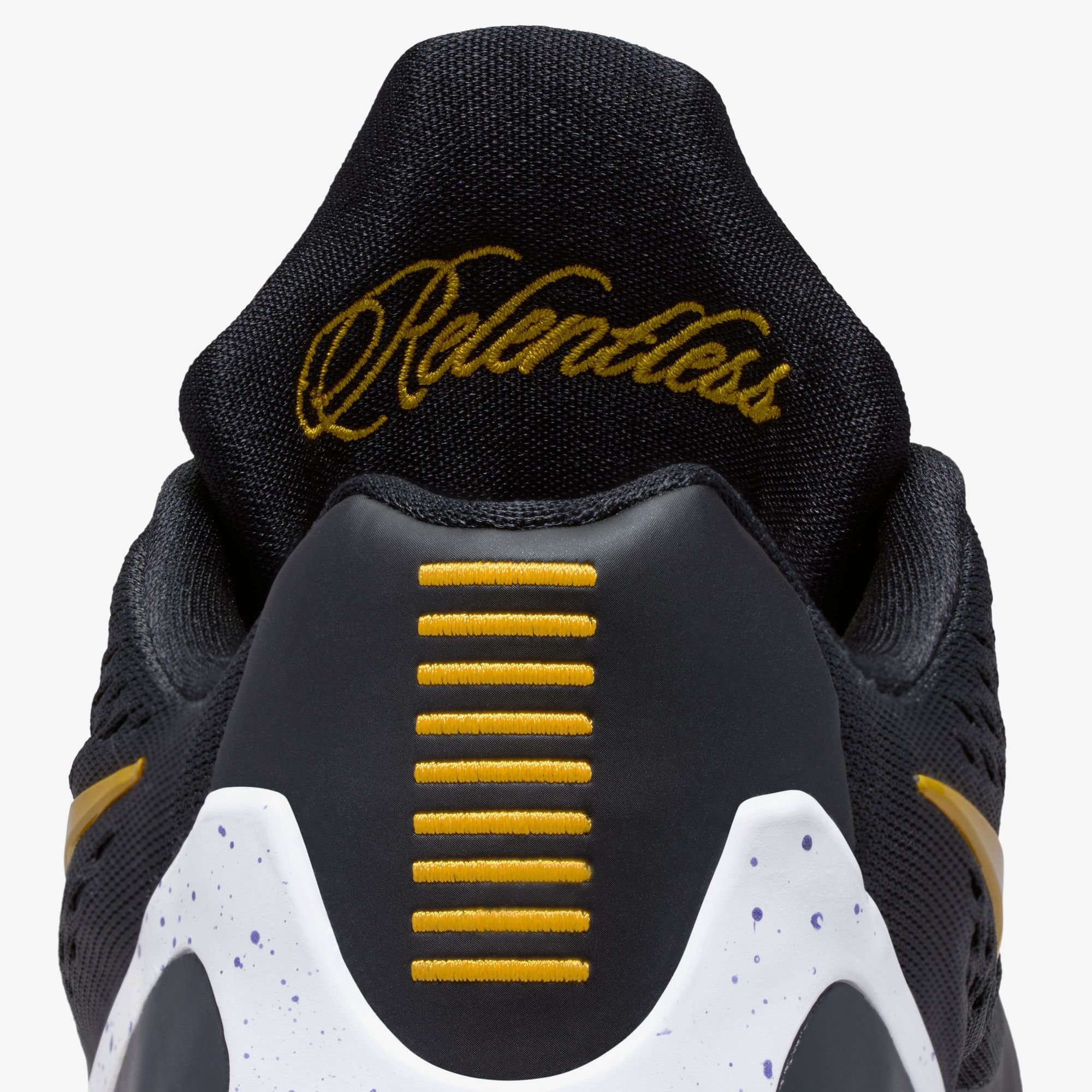 Kobe 9 EM Low TB 'Black University Gold' (GS)