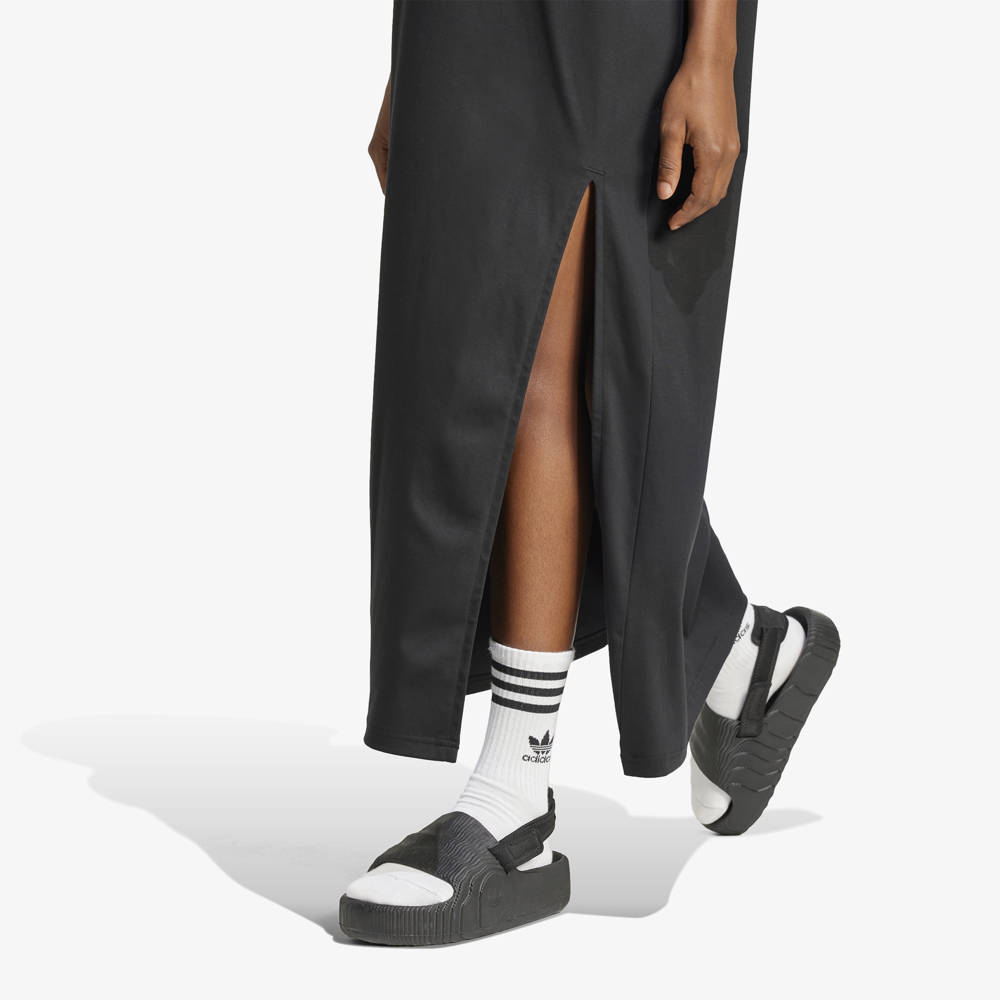 Adilenium Season 3 Oversized V-Dress 'Black'
