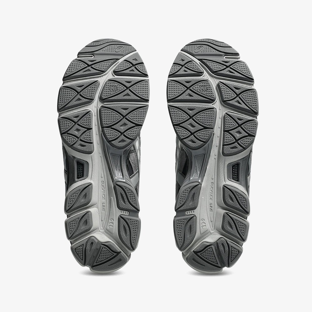 GEL-NYC 2055 'Carbon Cement Grey'