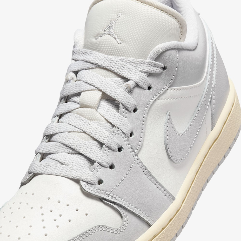 Air Jordan 1 Low 'Coconut Milk' (W)