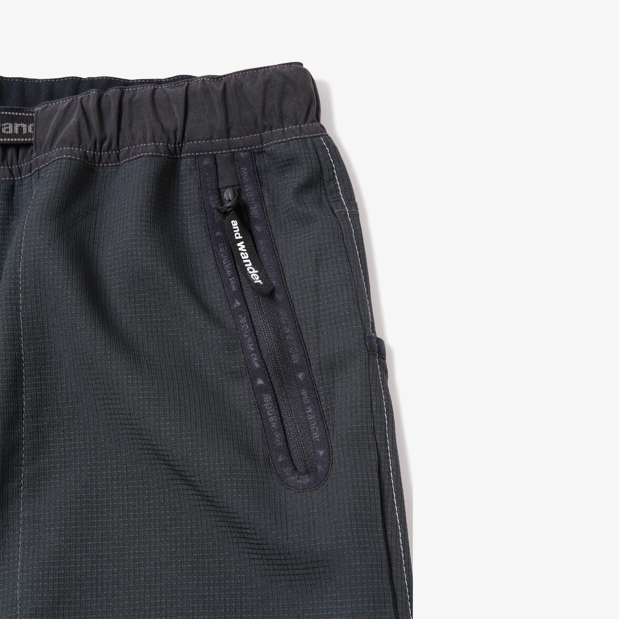 Vent Pants 'Black'