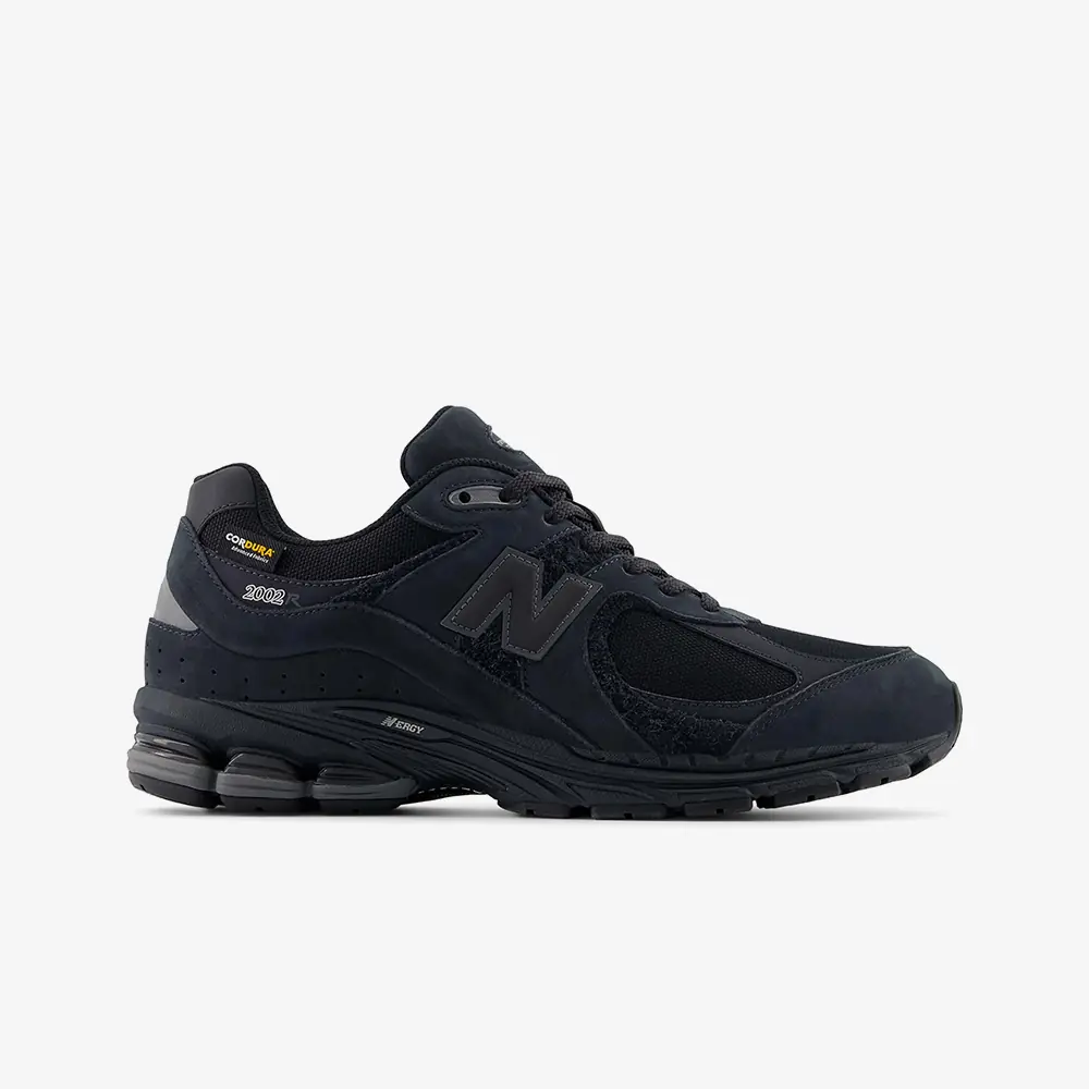 New Balance 2002R Cordura Pack 'Black' WUNDER