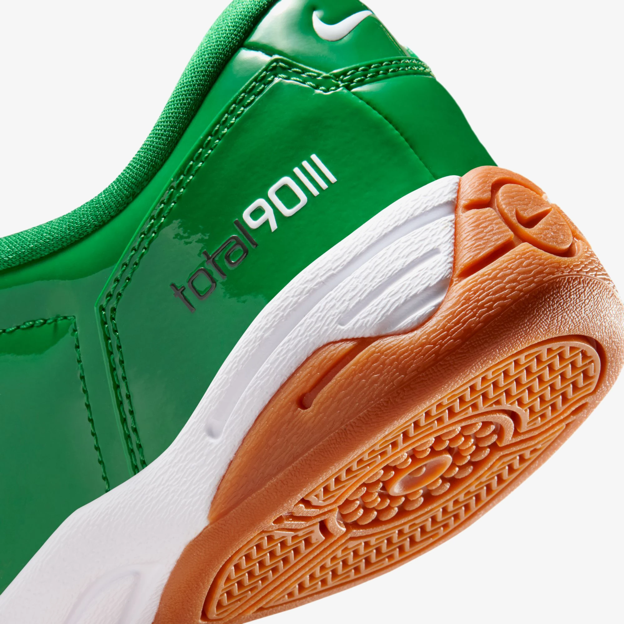 Total 90 'Pine Green' (W)