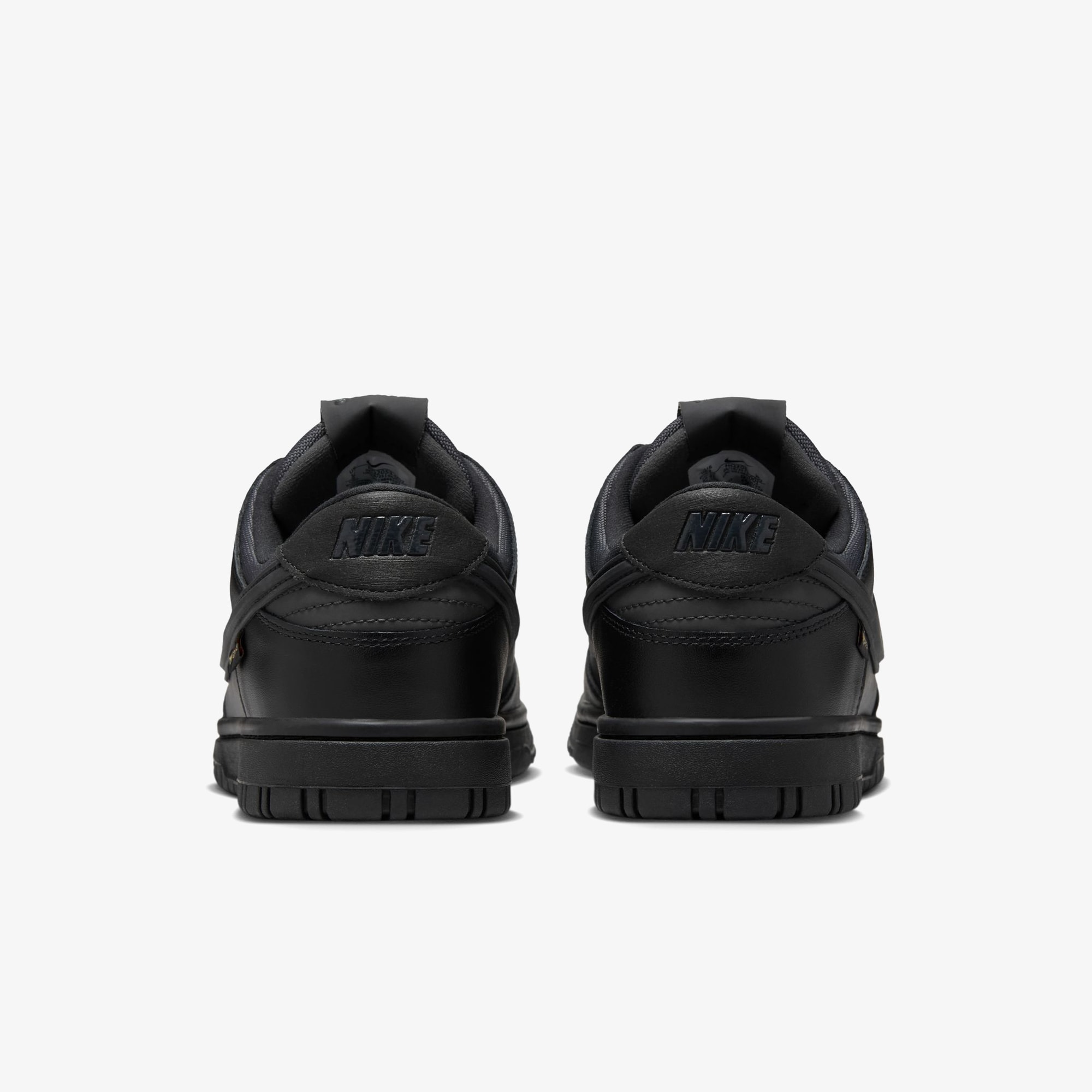 Dunk Low Gore-Tex 'Triple Black'