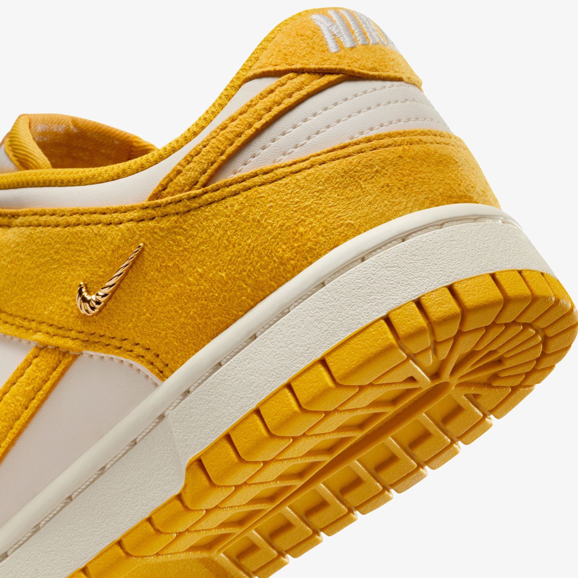Dunk Low 'Dark Sulfur' (W)