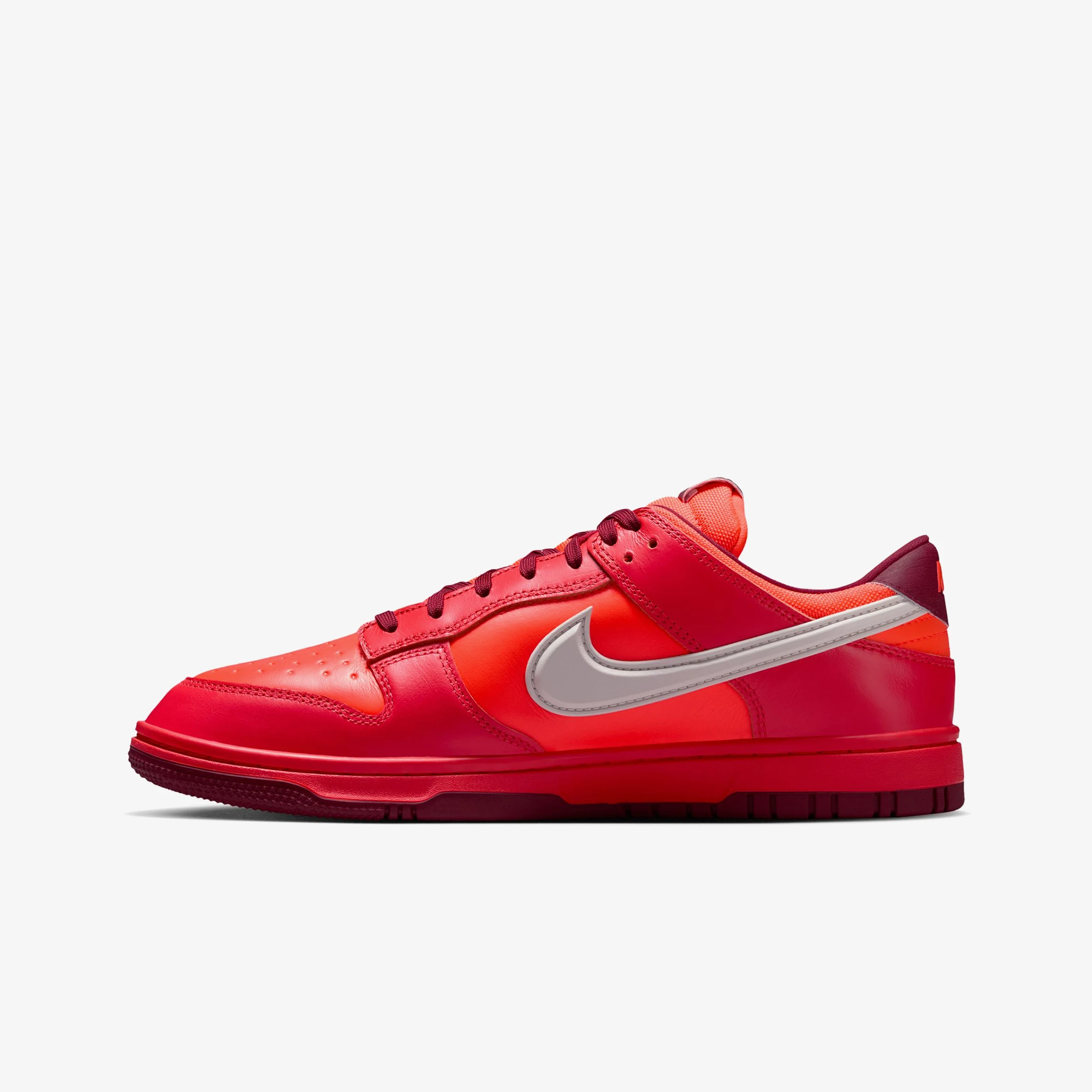 Nike Dunk Low GORE-TEX 'Crimson' - WUNDER