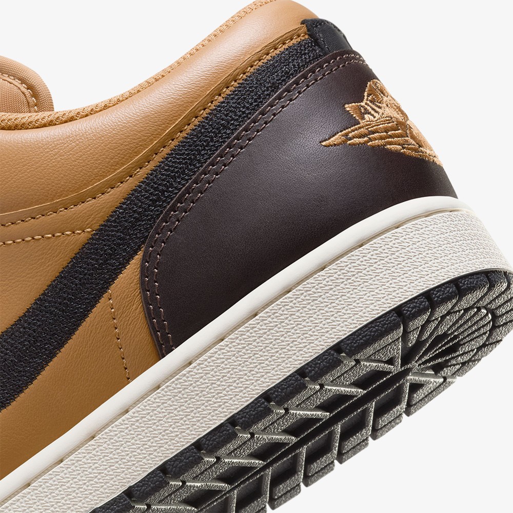 Air Jordan 1 Low SE 'Flax Baroque Brown'