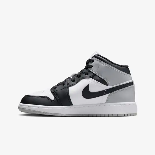 Air Jordan 1 Mid 'Barons' (GS) - Görsel 3