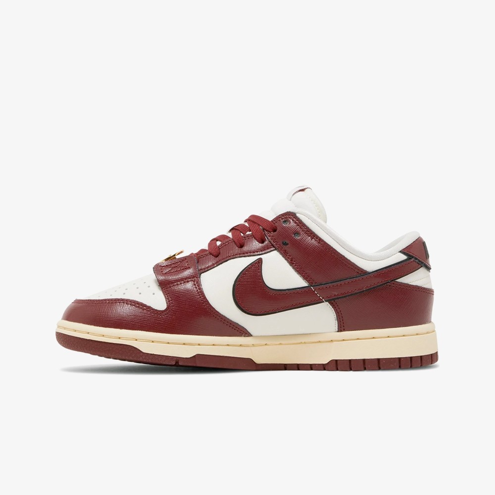 Nike Dunk Low SE Just Do It 'Team Red' (W) - WUNDER