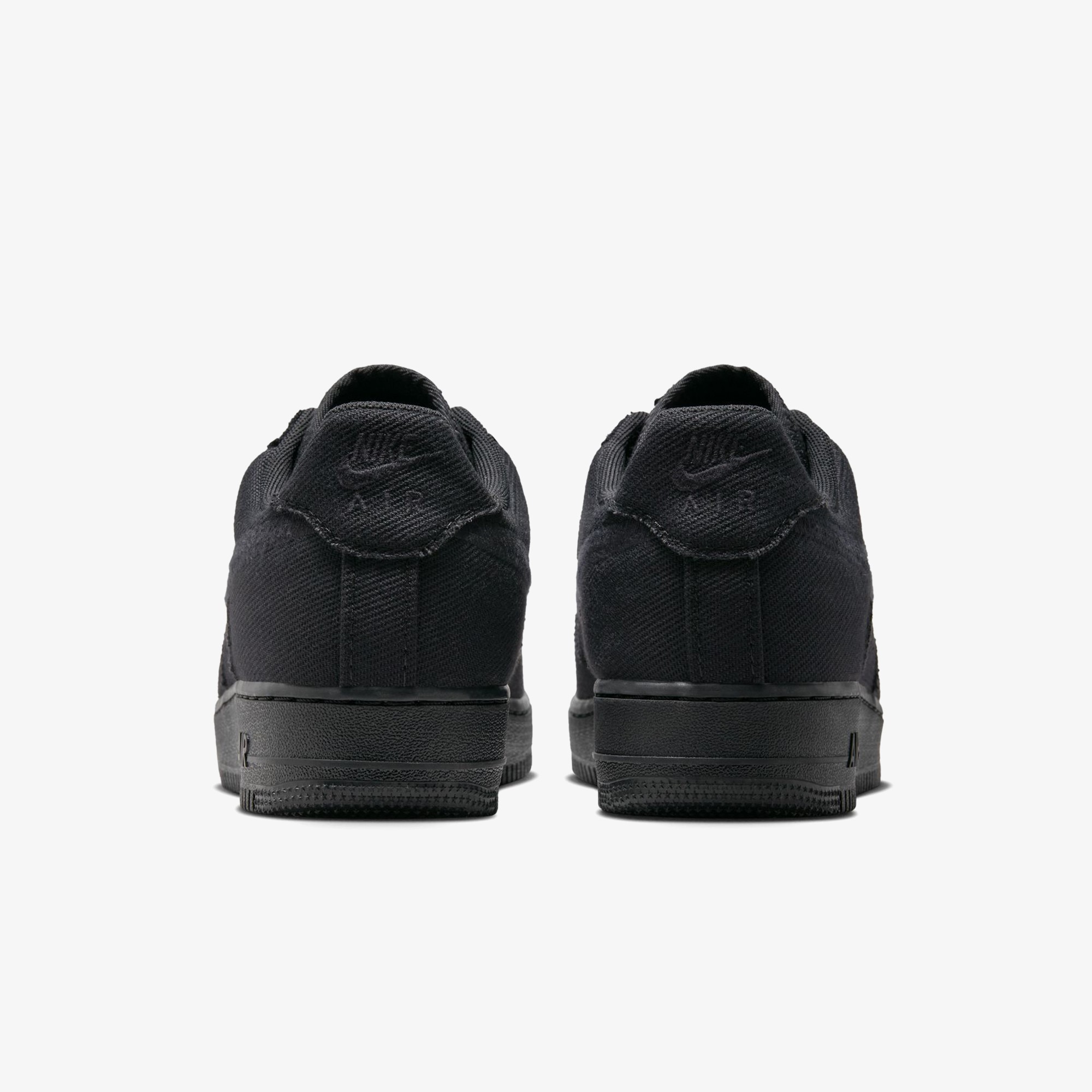 Air Force 1 Low 'Black Canvas'