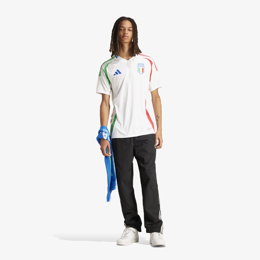 Italy 24 Away Jersey