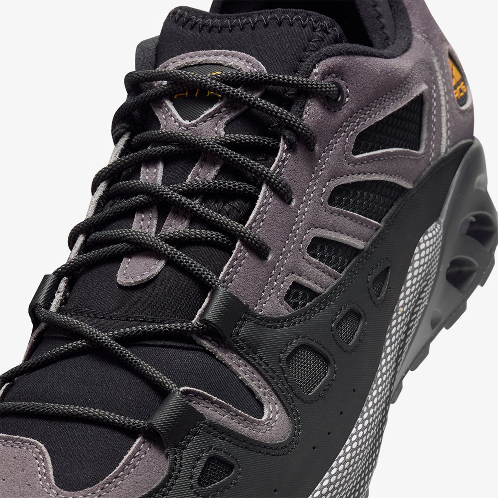 ACG Air Exploraid 'Black and Light Graphite'