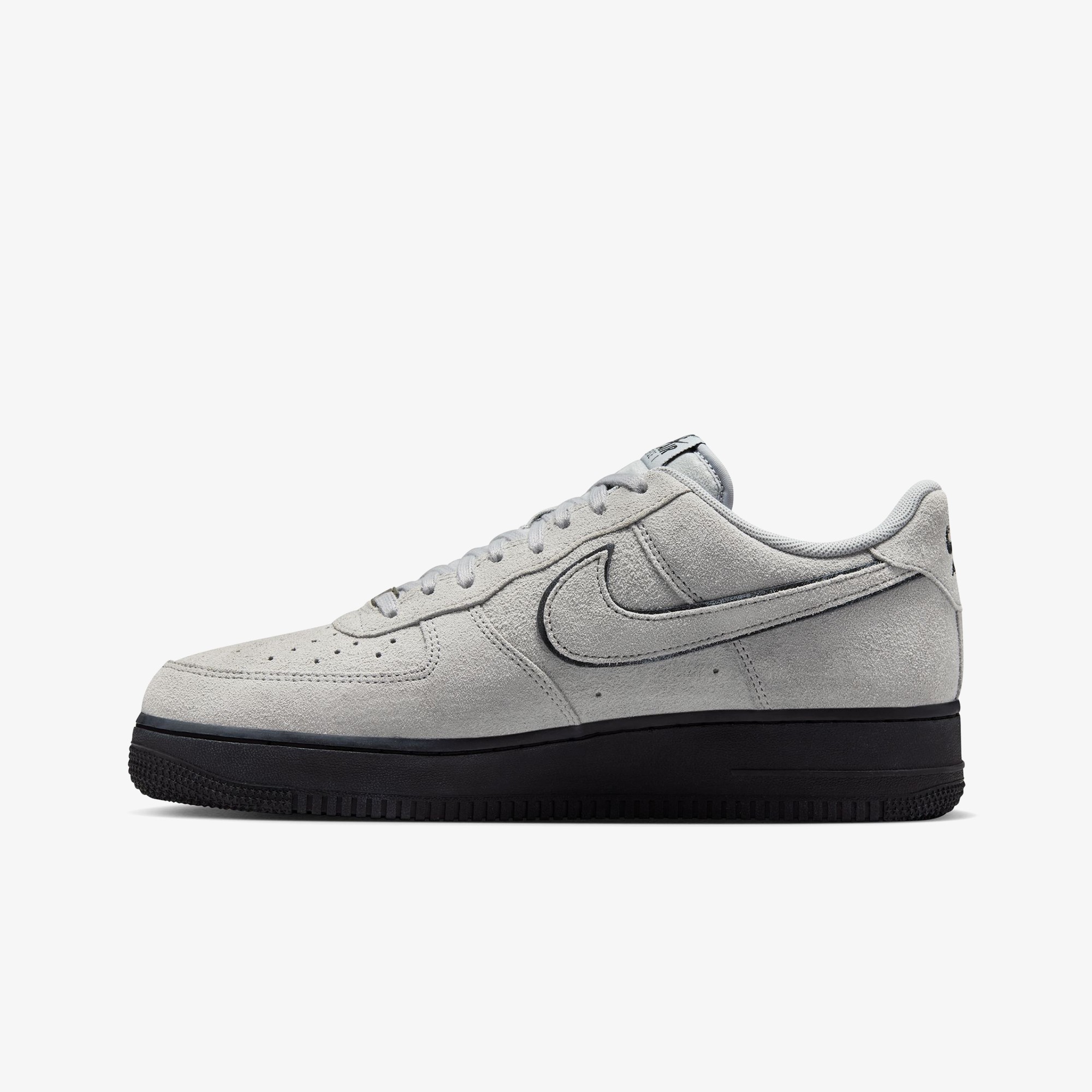 Air Force 1 '07 LV8 'Light Smoke Grey'