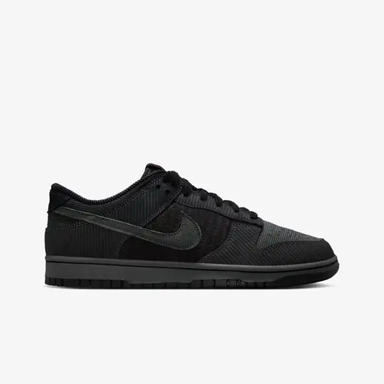 Nike Siyah Nike Dunk Low