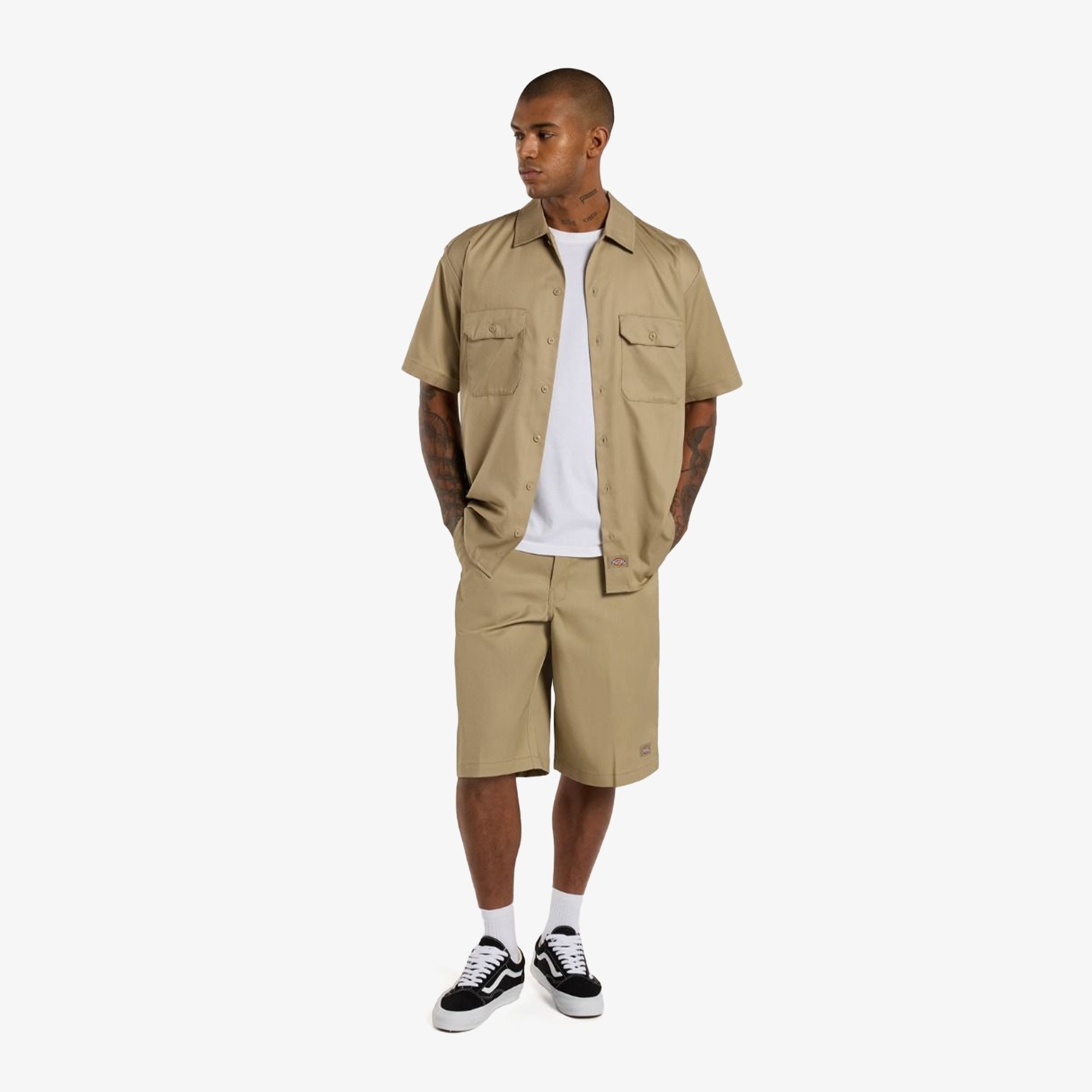 13 Inch Multi Pocket Shorts 'Khaki'