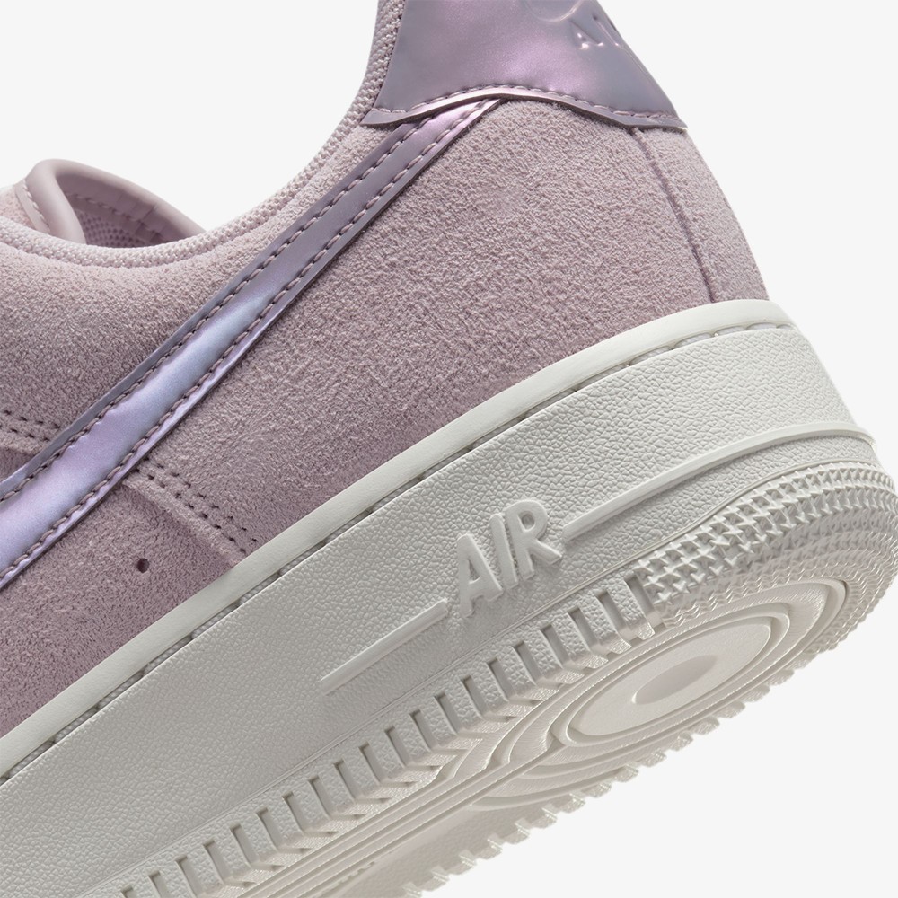 Air Force 1 '07 SE 'Platinum Violet' (W)