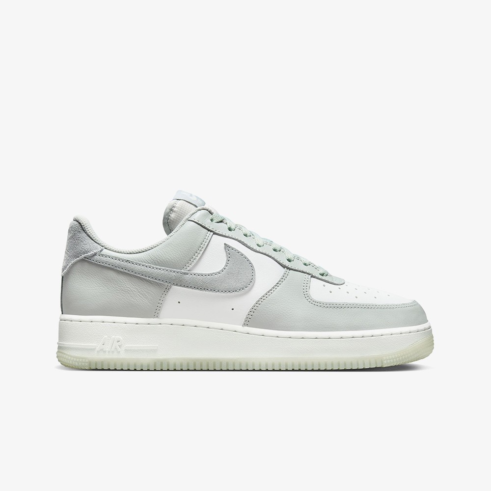 Swoosh air force online