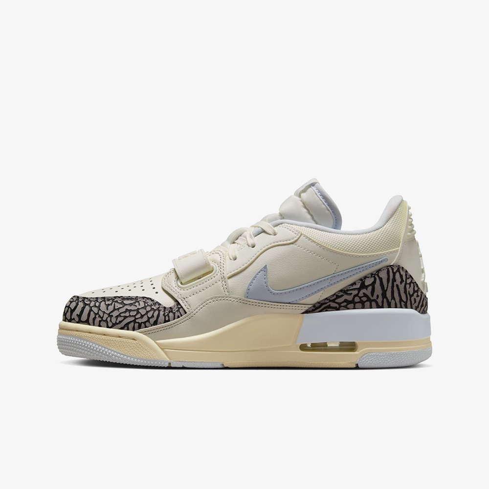 Air Jordan Legacy 312 Low 'Cement Grey' (W)