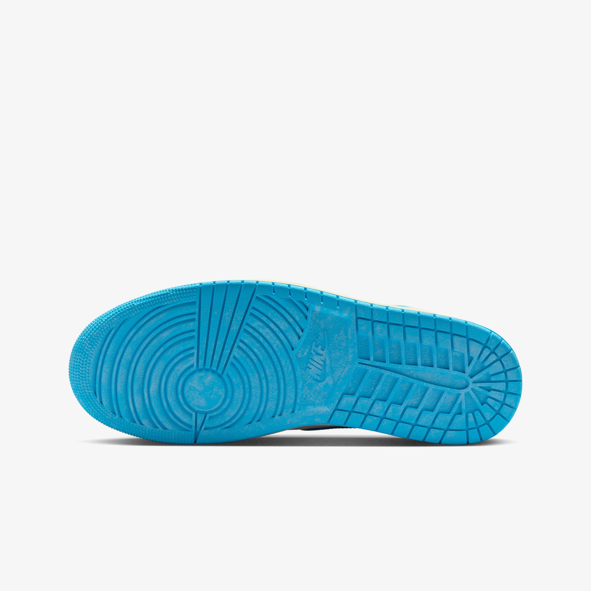 Air Jordan 1 Retro High OG 'UNC Reimagined'