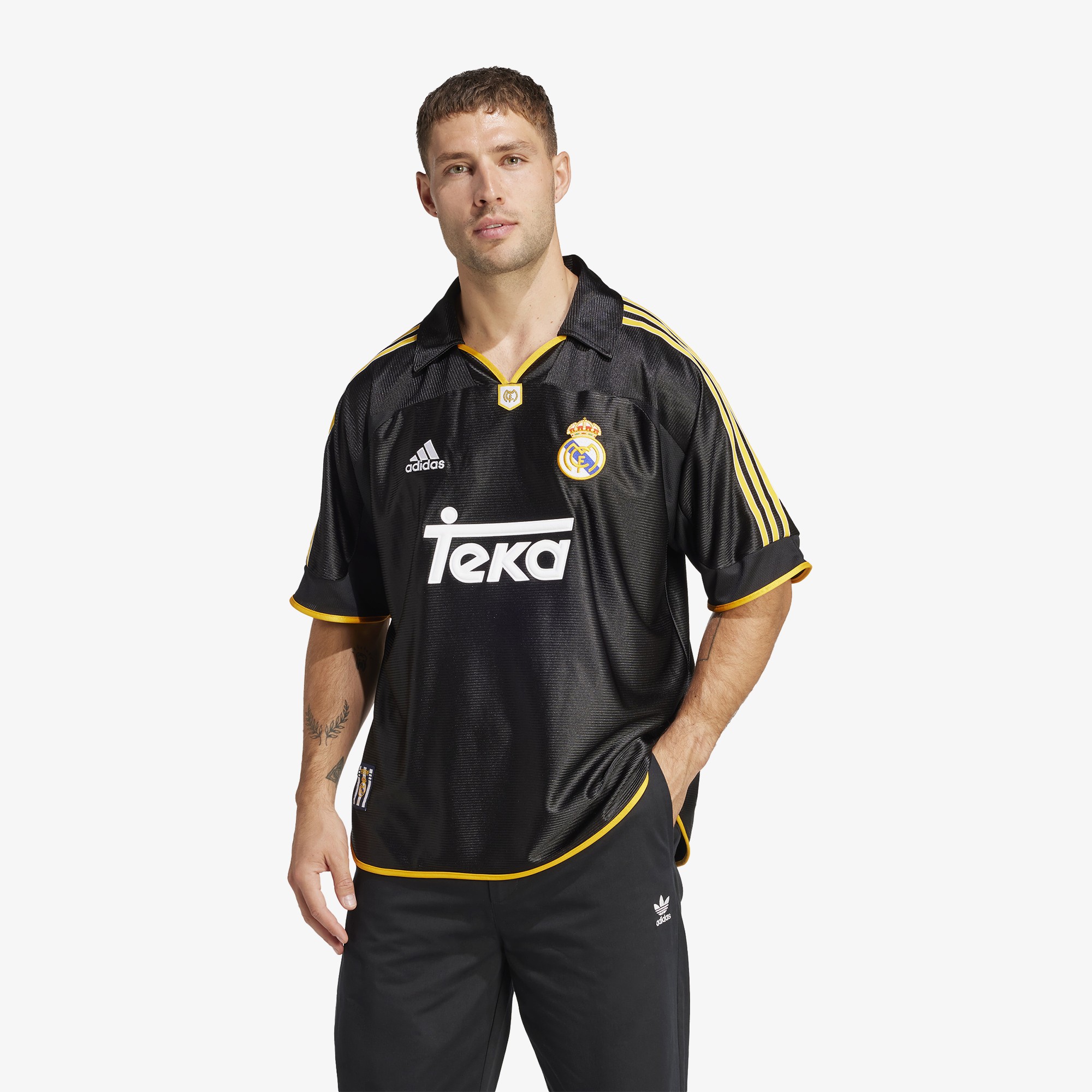 Real Madrid 99/00 Away Jersey 'Black'