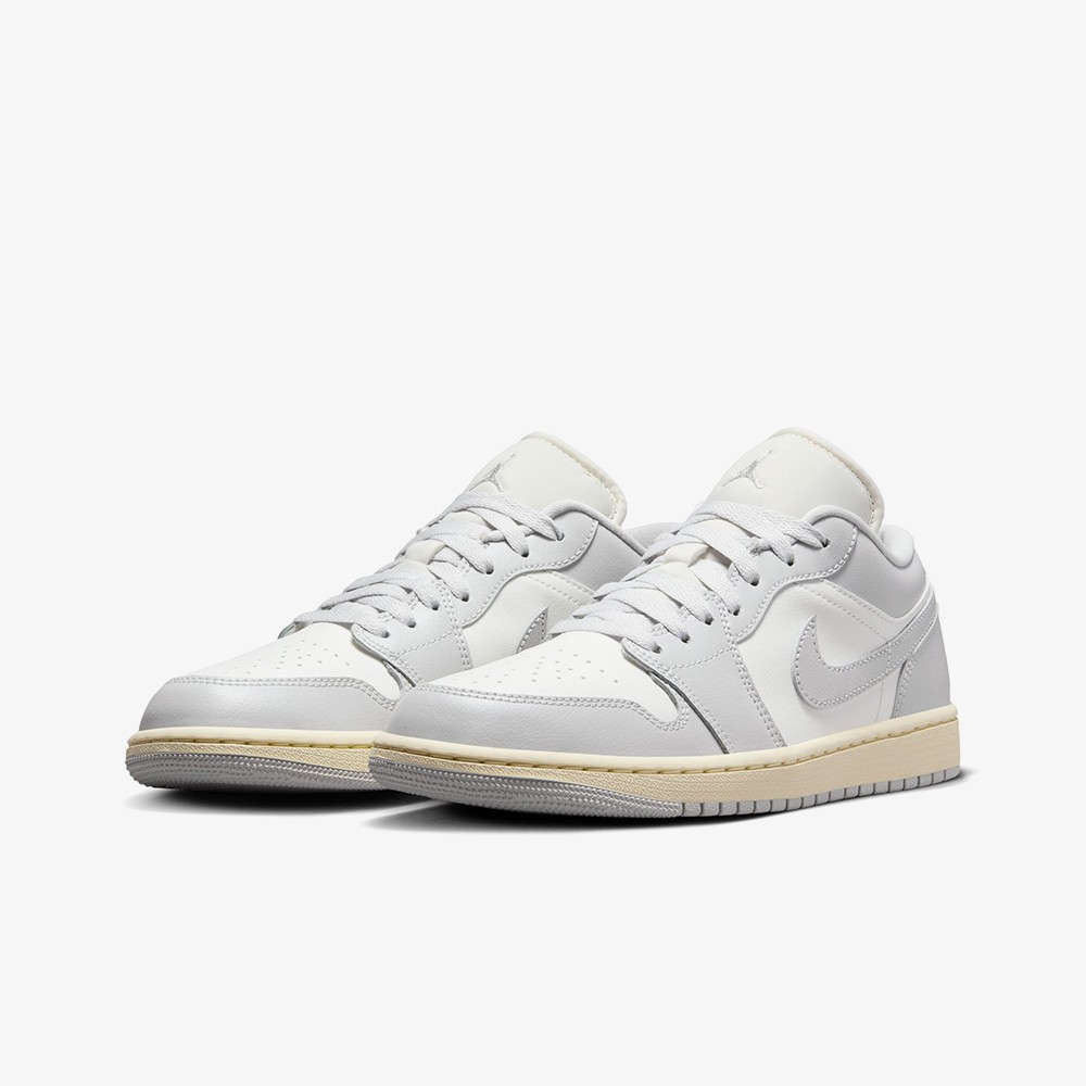 Air Jordan 1 Low 'Coconut Milk' (W)