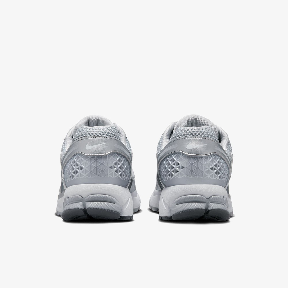 Zoom Vomero 5 'Cool Grey'