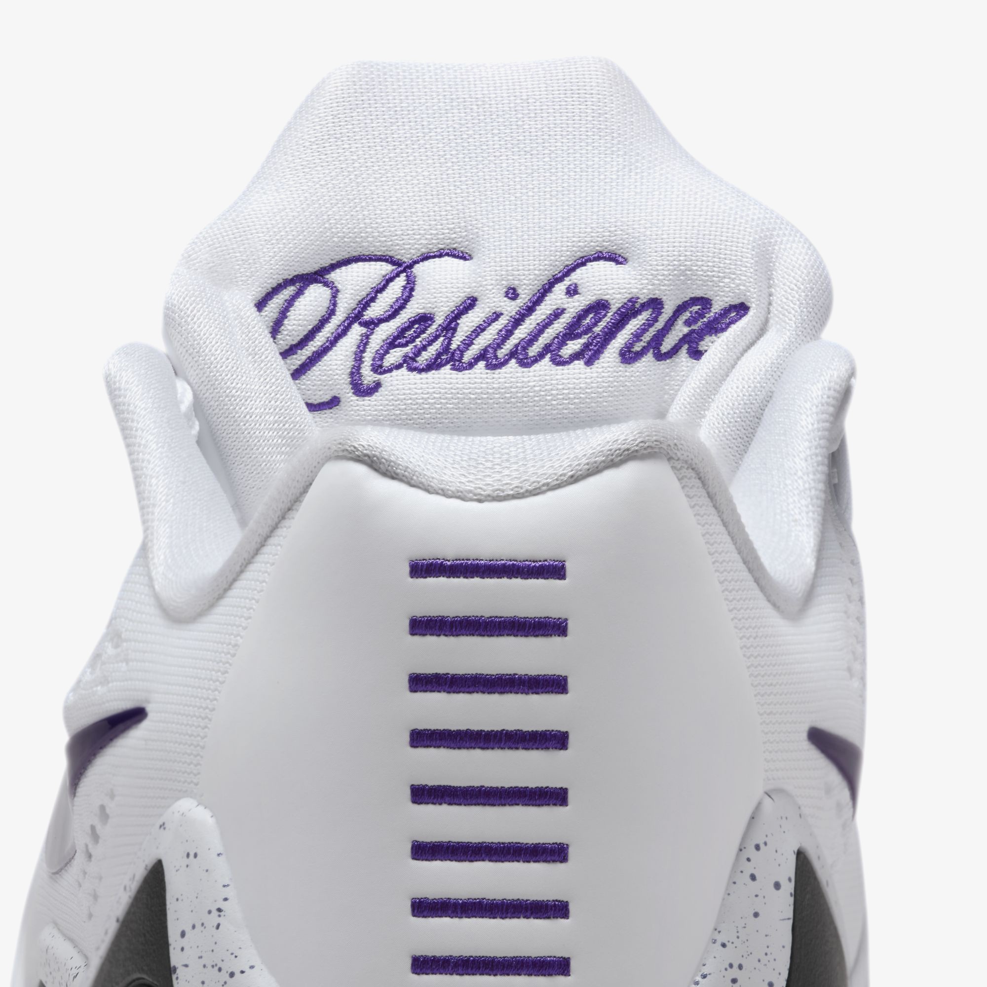 Kobe 9 Elite Low EM Protro 'White Court Purple'