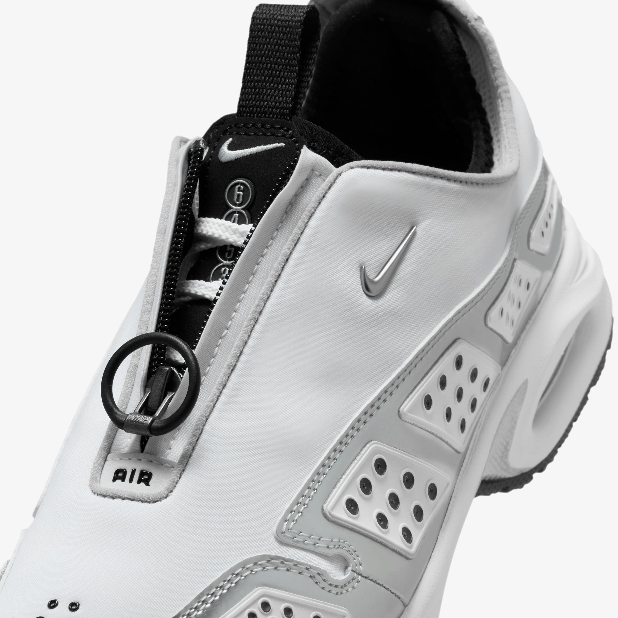 Air Max SNDR 'Metalic Silver'
