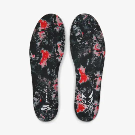 SB Dunk Low Pro Premium 'Krampus' - Görsel 11