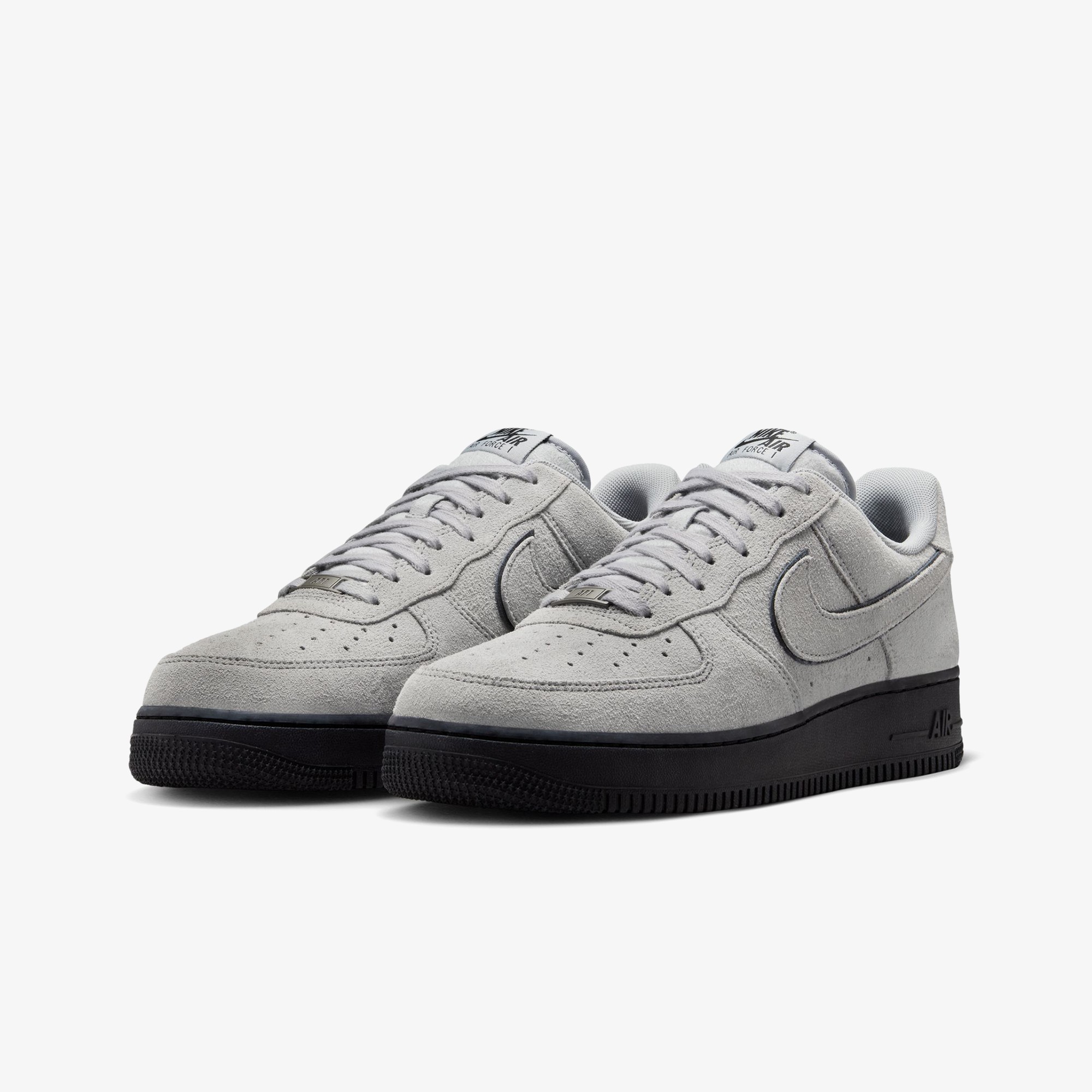 Air Force 1 '07 LV8 'Light Smoke Grey'