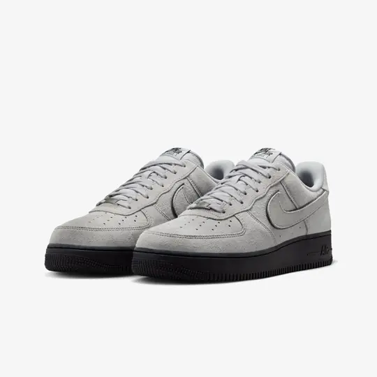 Air Force 1 '07 LV8 'Light Smoke Grey' - Görsel 5