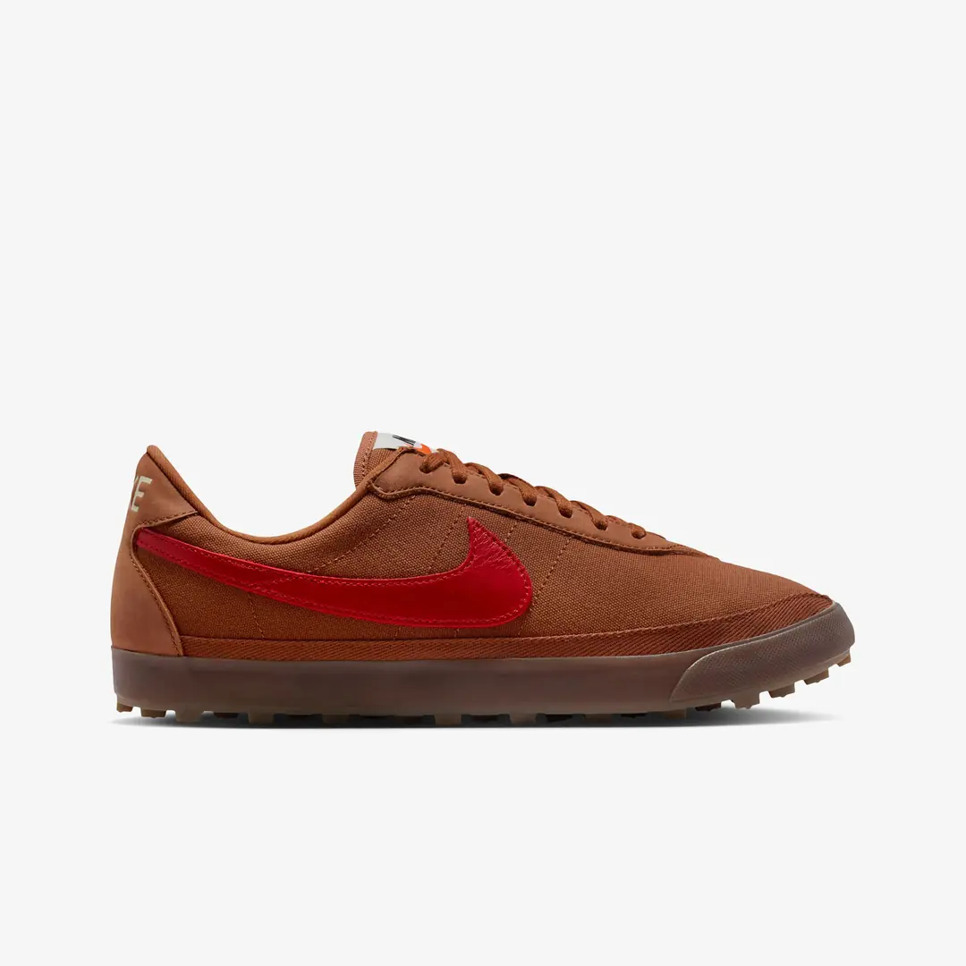 Nike Astrograbber 'Pecan and Tough Red' - WUNDER