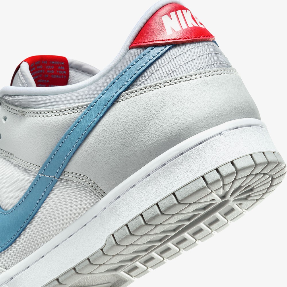 Dunk Low 'Silver Surfer'