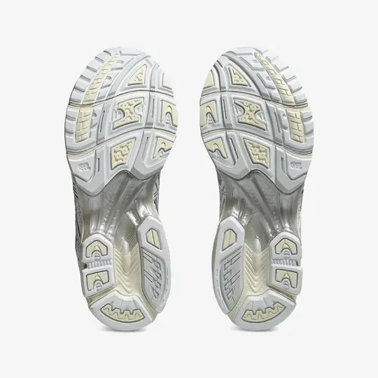 Gel-Nimbus 10.1 'White Pure Silver' - Görsel 4