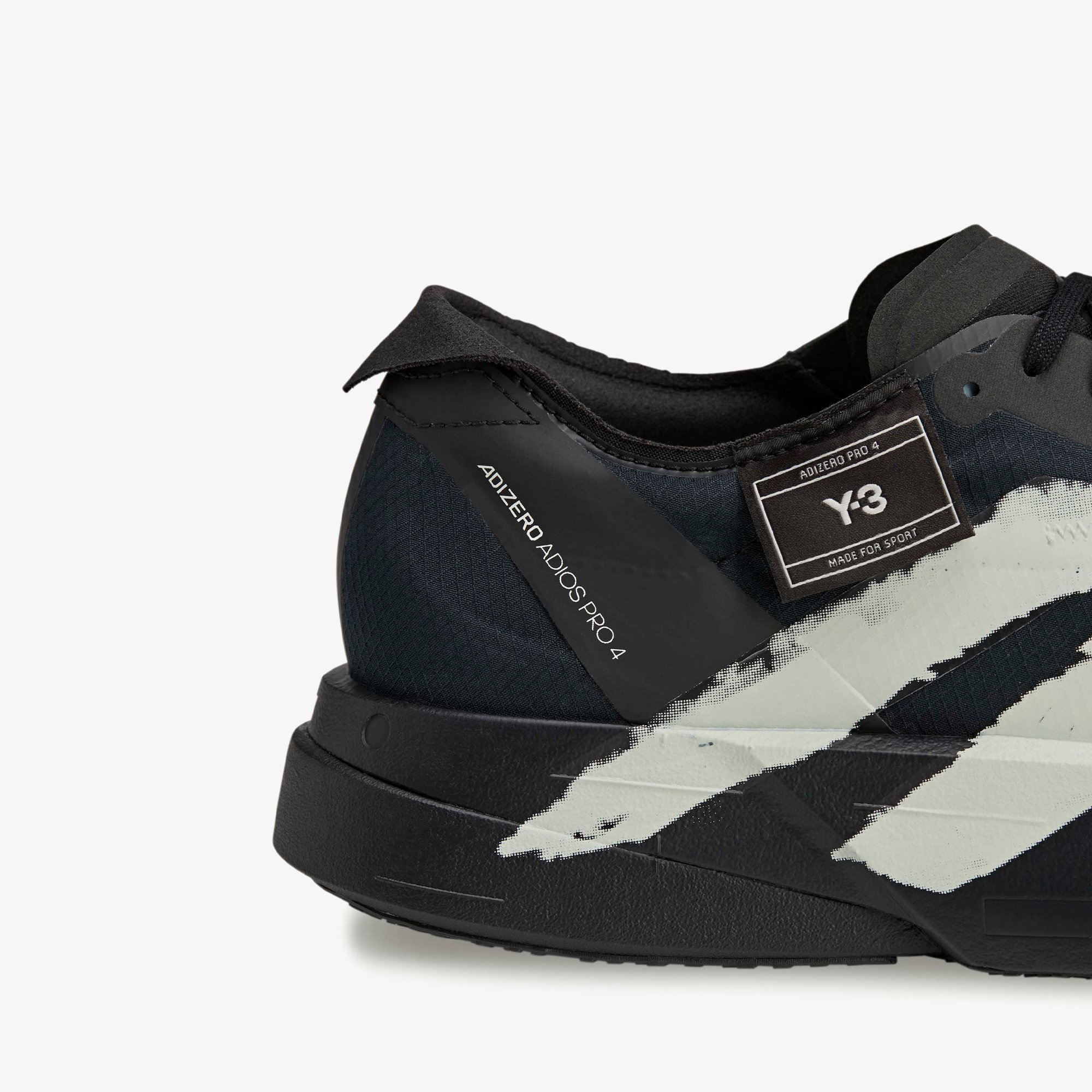 Adios Pro 4 'Black'
