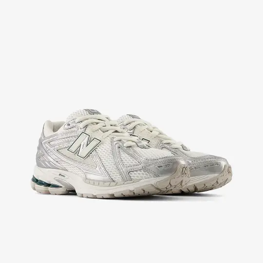 1906R 'Silver Metallic' - Görsel 4