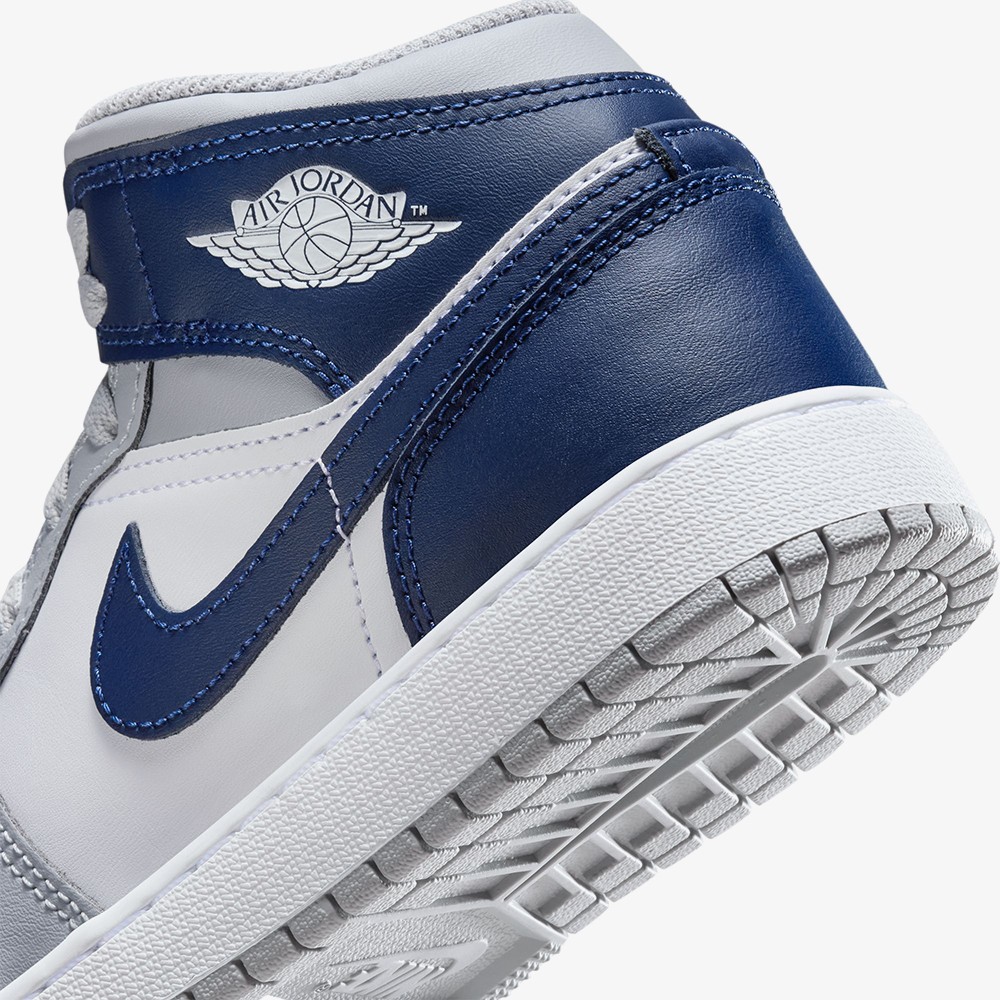 Air Jordan 1 Mid 'Wolf Grey Navy' (GS)