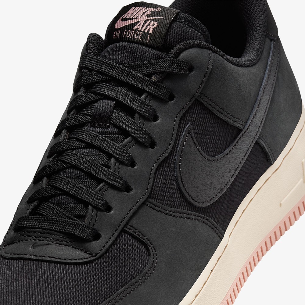 Air Force 1 '07 LX "Black Red Stardust"