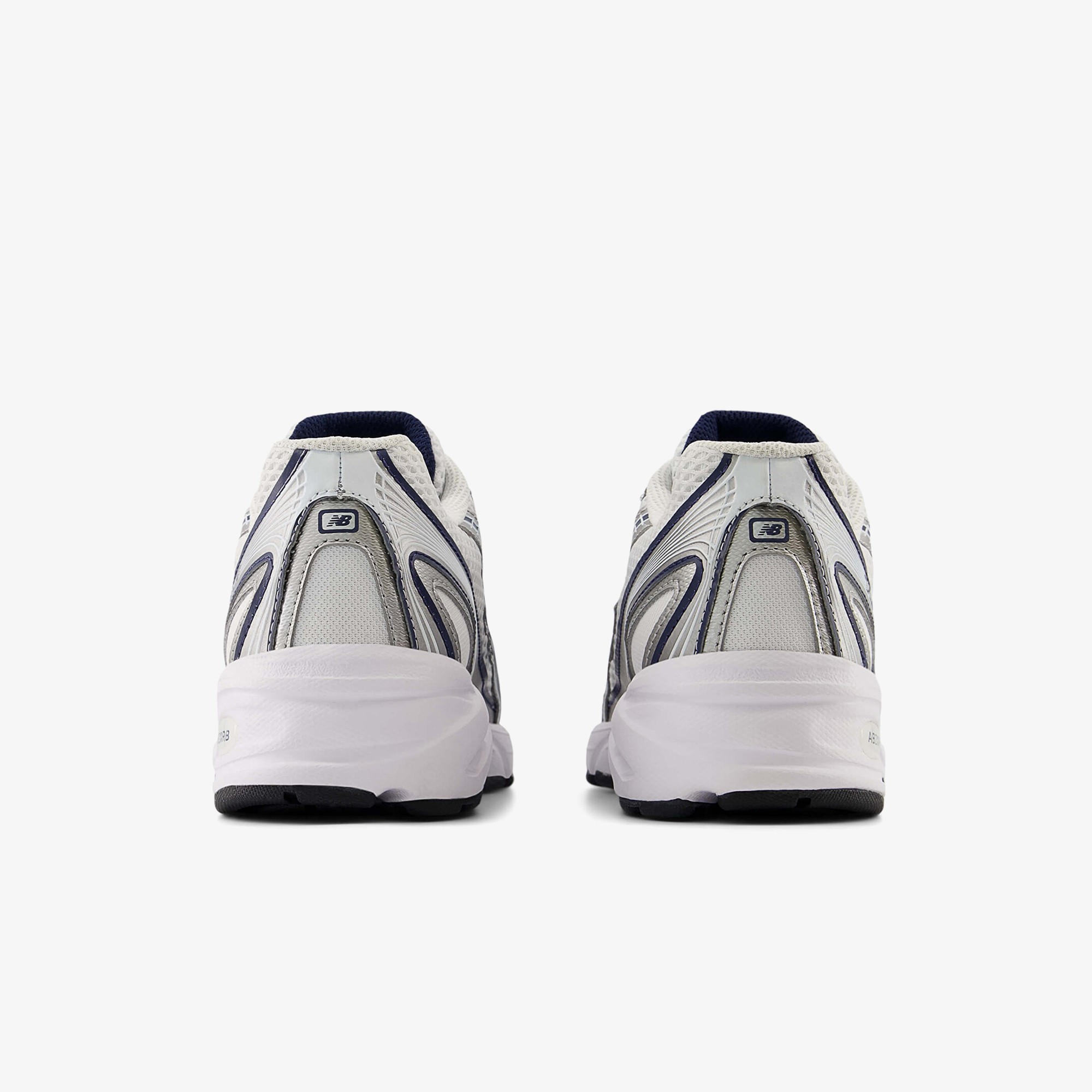 740 'Shadow Grey'