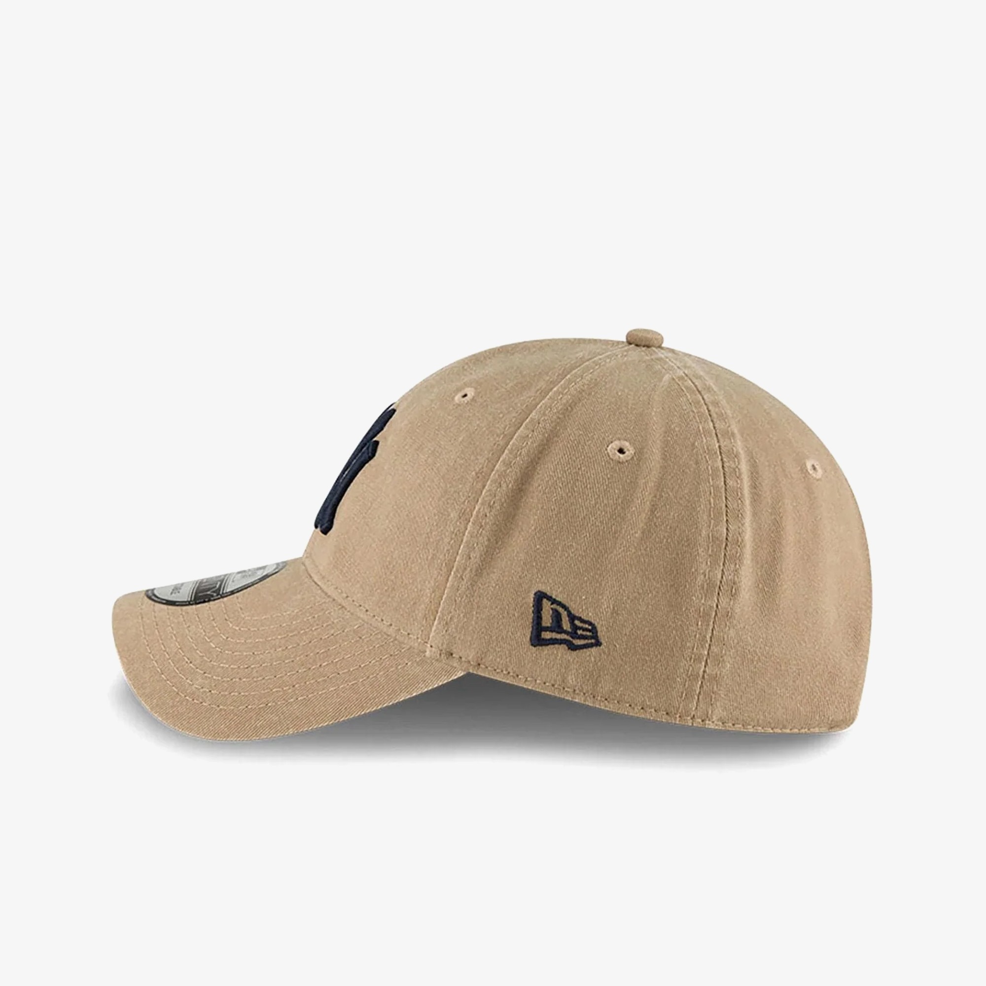 New York Yankees MLB Core Classic 9TWENTY Adjustable Cap 'Beige'