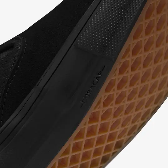 Skate Slip-On 'Triple Black' - Görsel 6