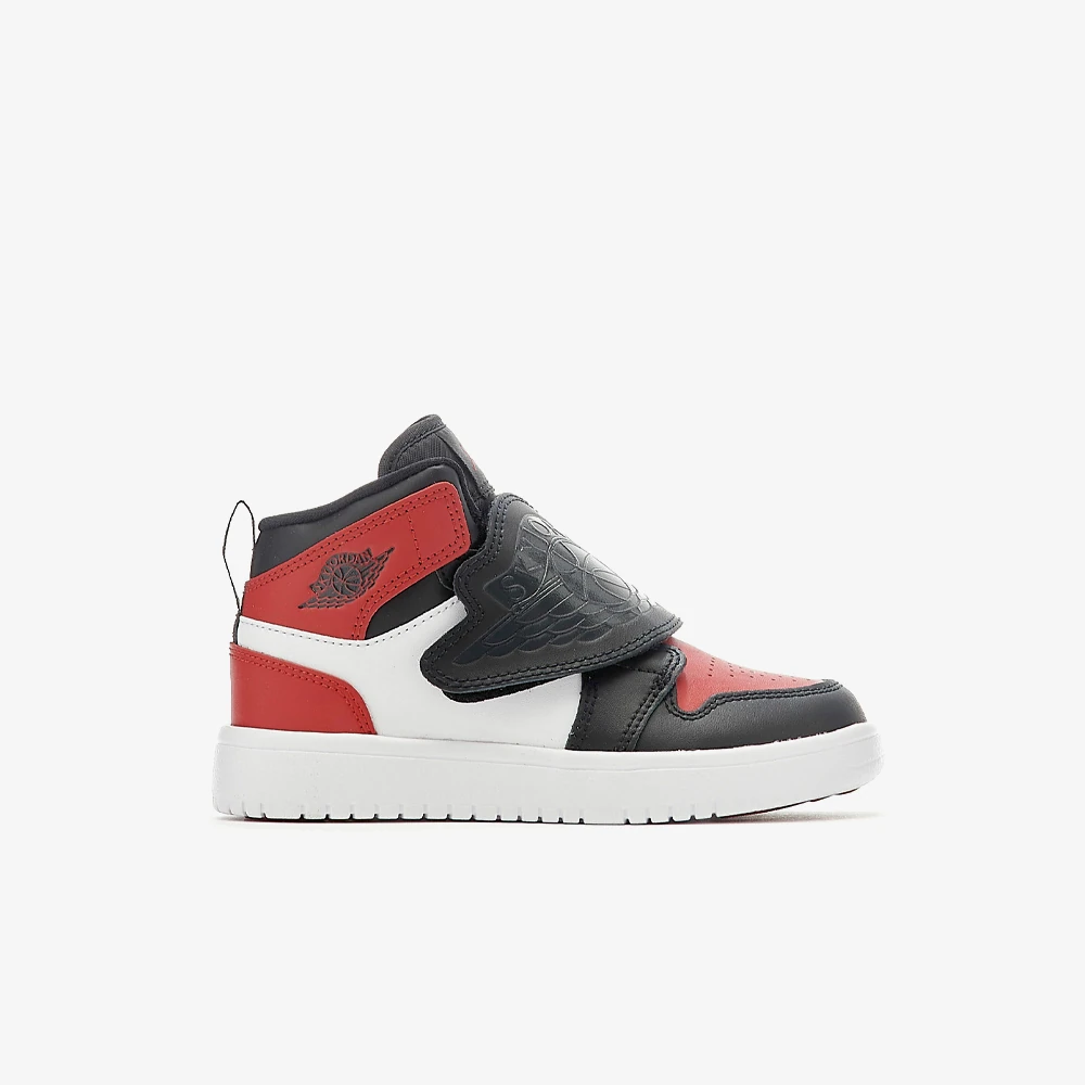 Кроссовки Sky Jordan 1 'Bred Toe' (PS)