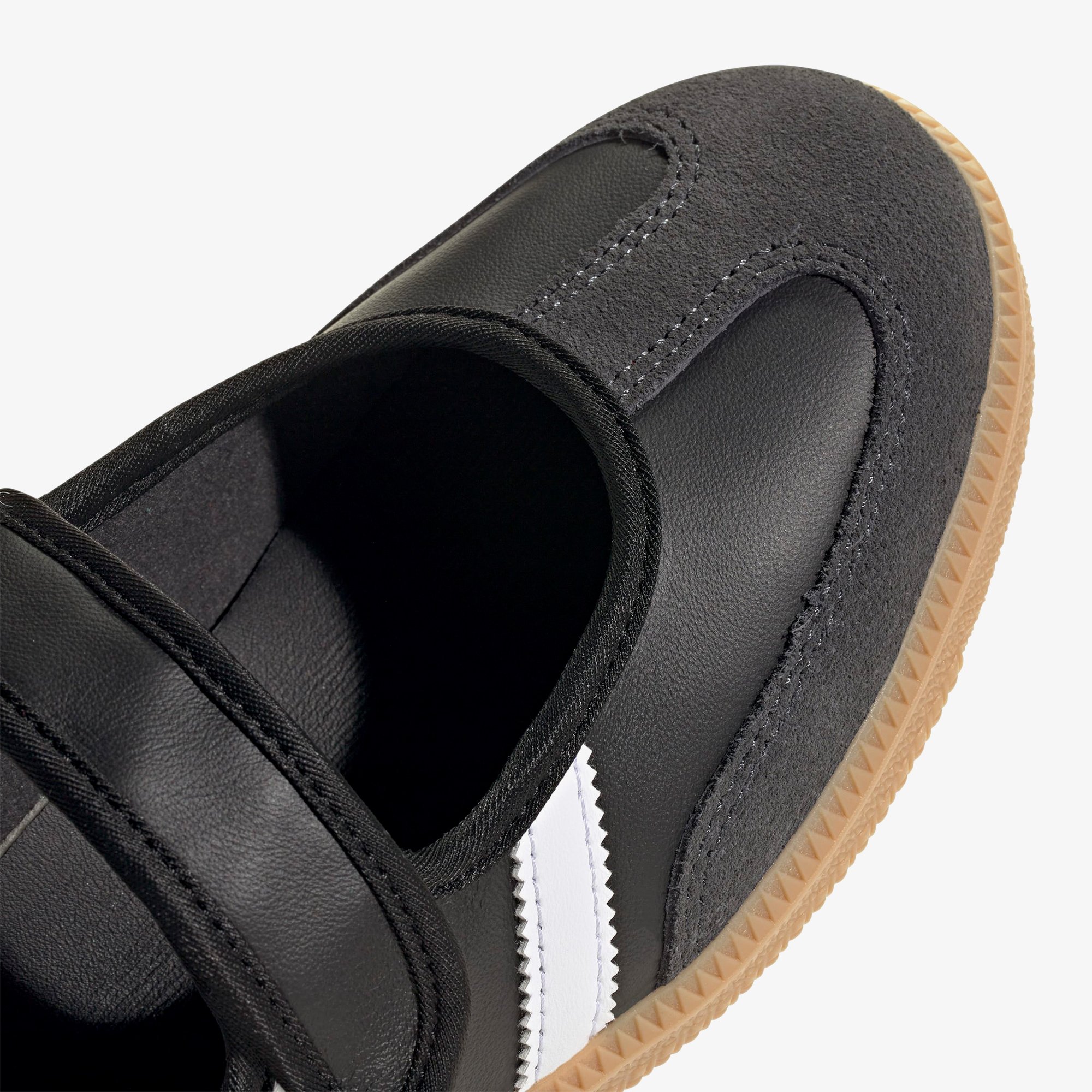Samba Jane 'Black White Gum' (W)