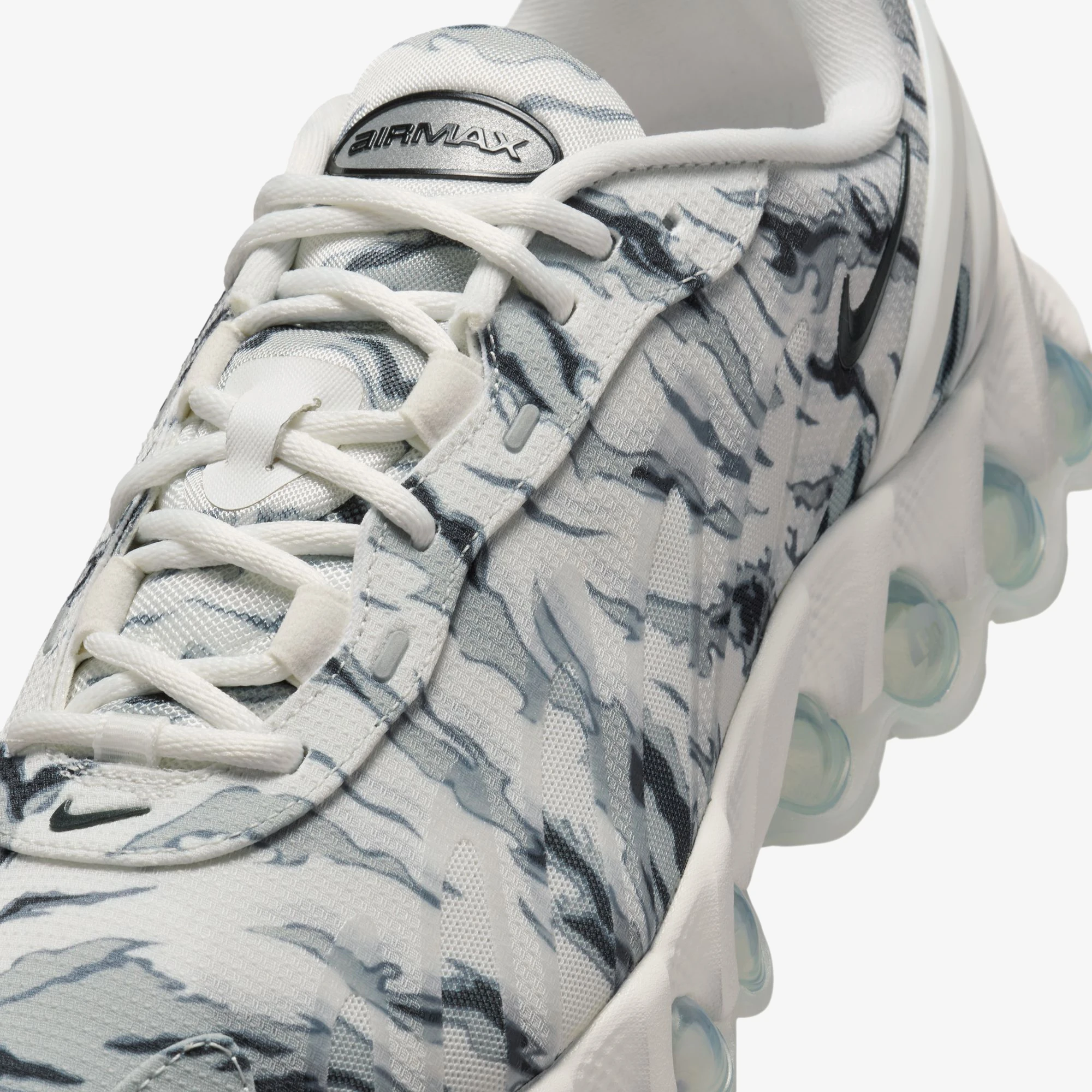 Nike Air Max Dn8 Premium 'Summit White'