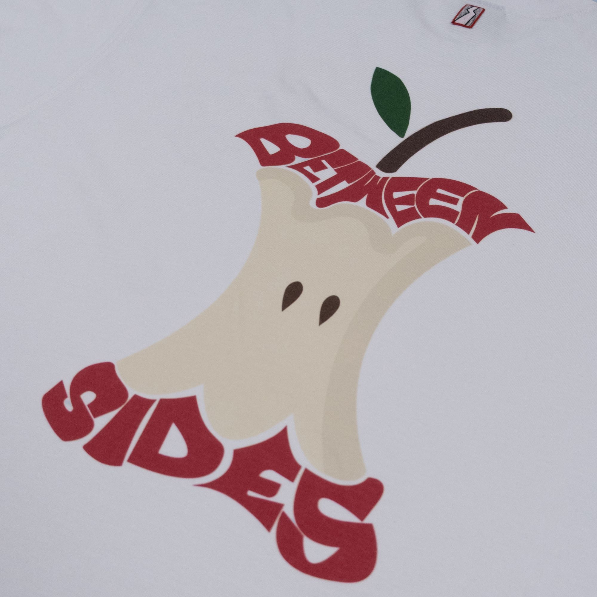 Apple T-Shirt 'White'
