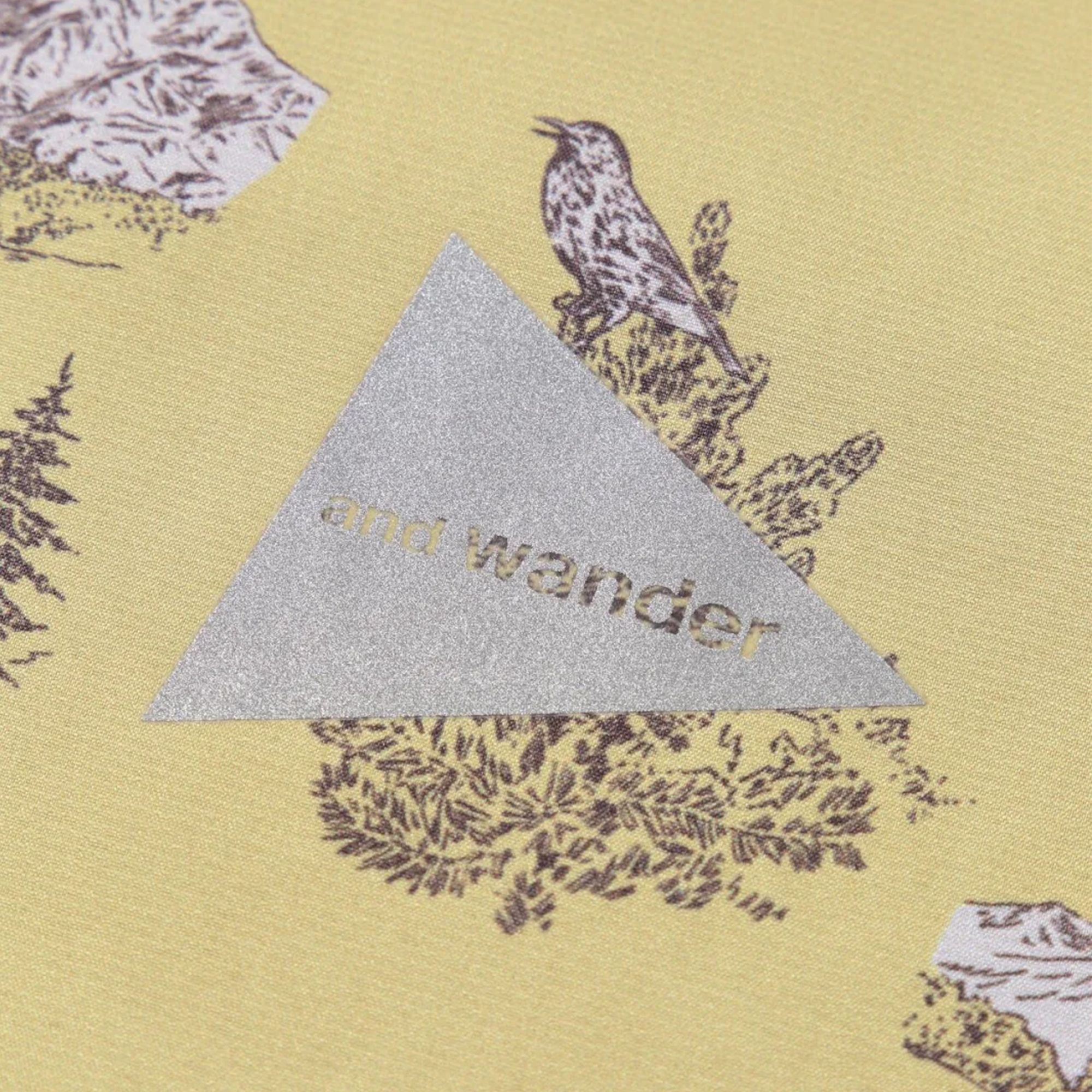 Hiking Club Tech Shirt 'Beige'