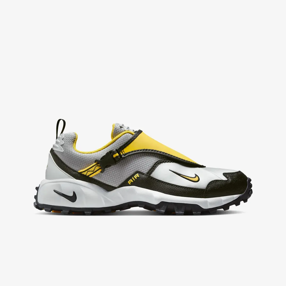 Nike ACG Phassad 'Yellow Zest and Metallic Silver' - WUNDER