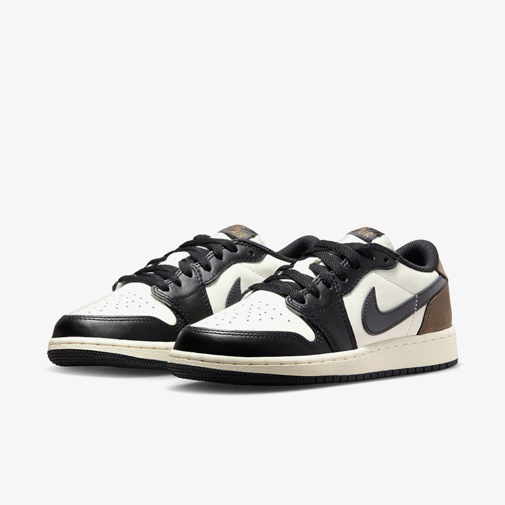 Air Jordan 1 Low OG 'Mocha'