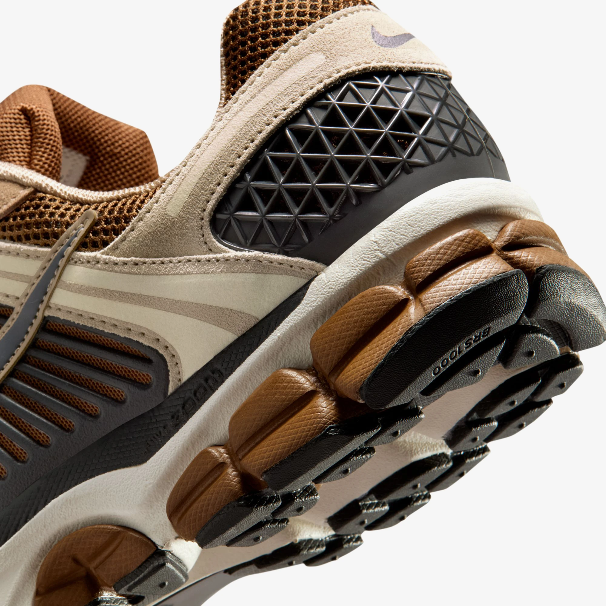 【美品】Nike EV0531 222 Defiant ダークブラウン Nike Zoom Vomero 5 'Light British Tan' - WUNDER
